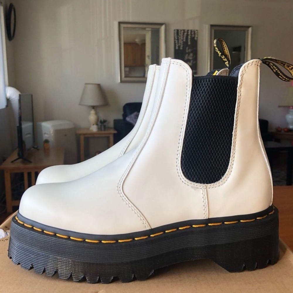 Dr. Martens 2976 Smooth Leather Platform Chelsea Boots - White Smooth